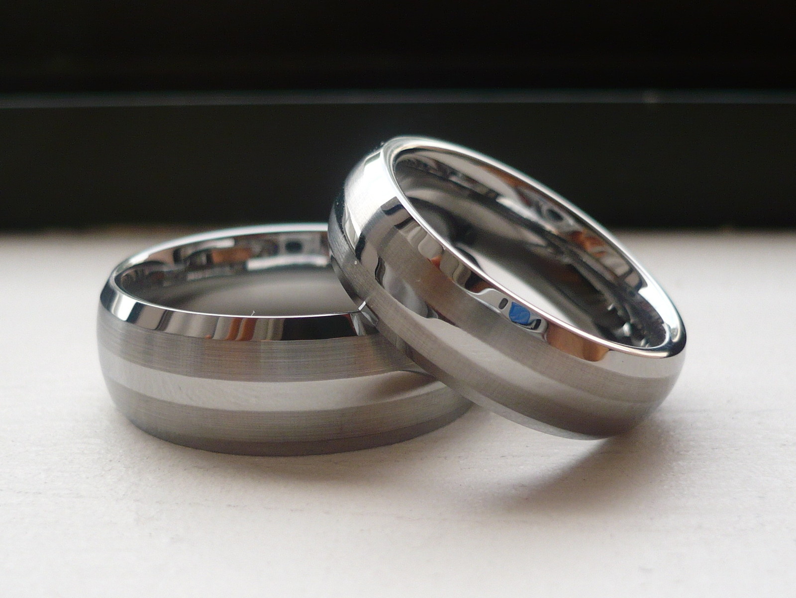 TUNGSTEN CARBIDE HIS & HER WEDDING BAND RING SET brushed & polished 8&6MM 6-14-image