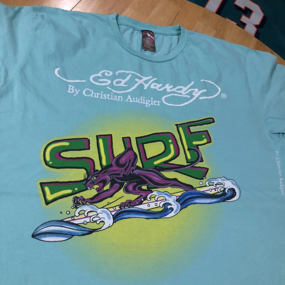 Camiseta Vintage Christian Audigier Ed Hardy Tamanho 2XL Pantera Rosa Rara - Imagem 4 de 4