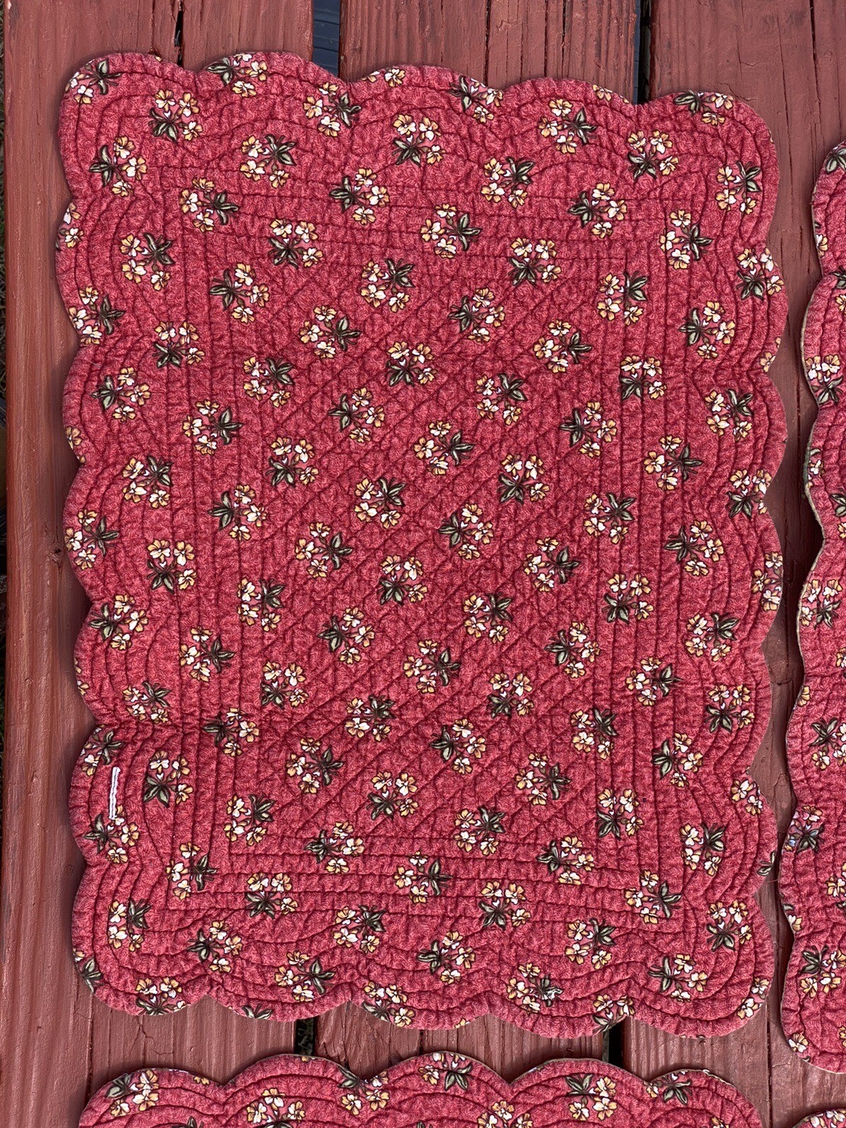 4pc Quilted Scalloped Placemats Cotton Floral Gold Multicolor