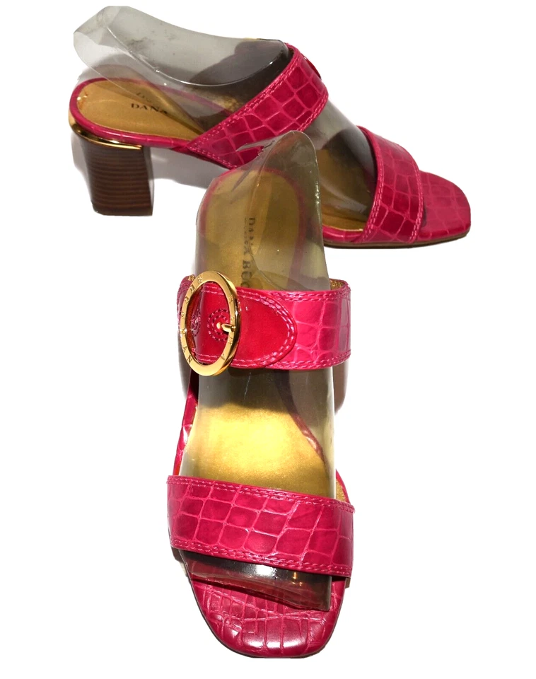 Dana Buchman Evia Fuchsia Croc Faux Leather Slide Heel Sandals Sz 7 New w Defect - Image 3 of 4