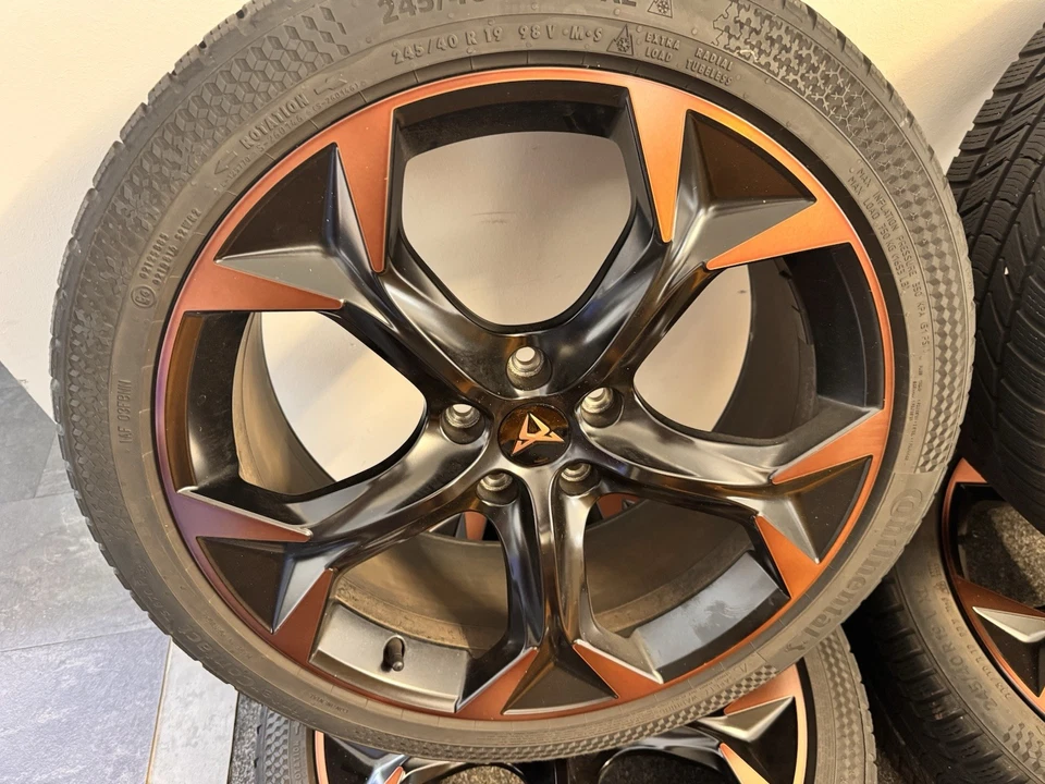 Original Cupra Formentor Winterkomplettradsatz 245/40 R19 98V Gebraucht - Bild 2 von 4