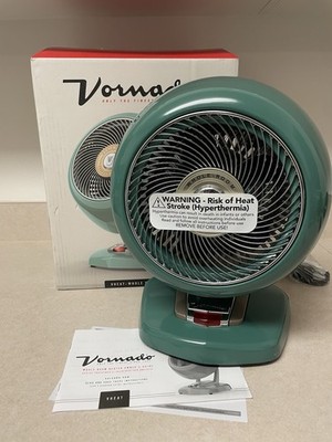 Vornado VHeat Whole Room Vintage  Retro Midcentury Electric Space Heater Green