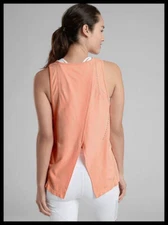 Athleta NWT Women's Foothill Tank Size XSmall Color Energetic Peach