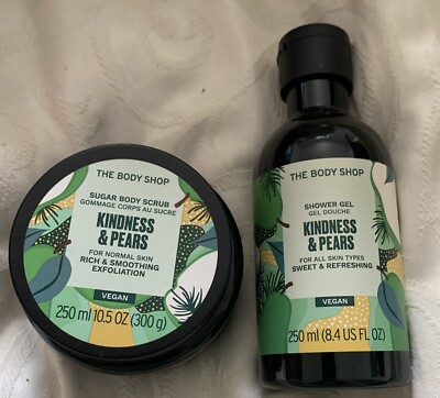 THE BODY SHOP PEARS & SHARE 2本セット 廃盤 The Body Shop Pears & Share Essential Body Care Set, Vegan, 4
