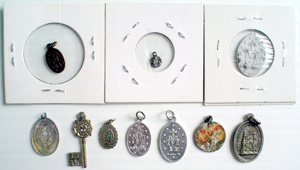 Lot de médailles religieuses anciennes 19e et 20e - Collection