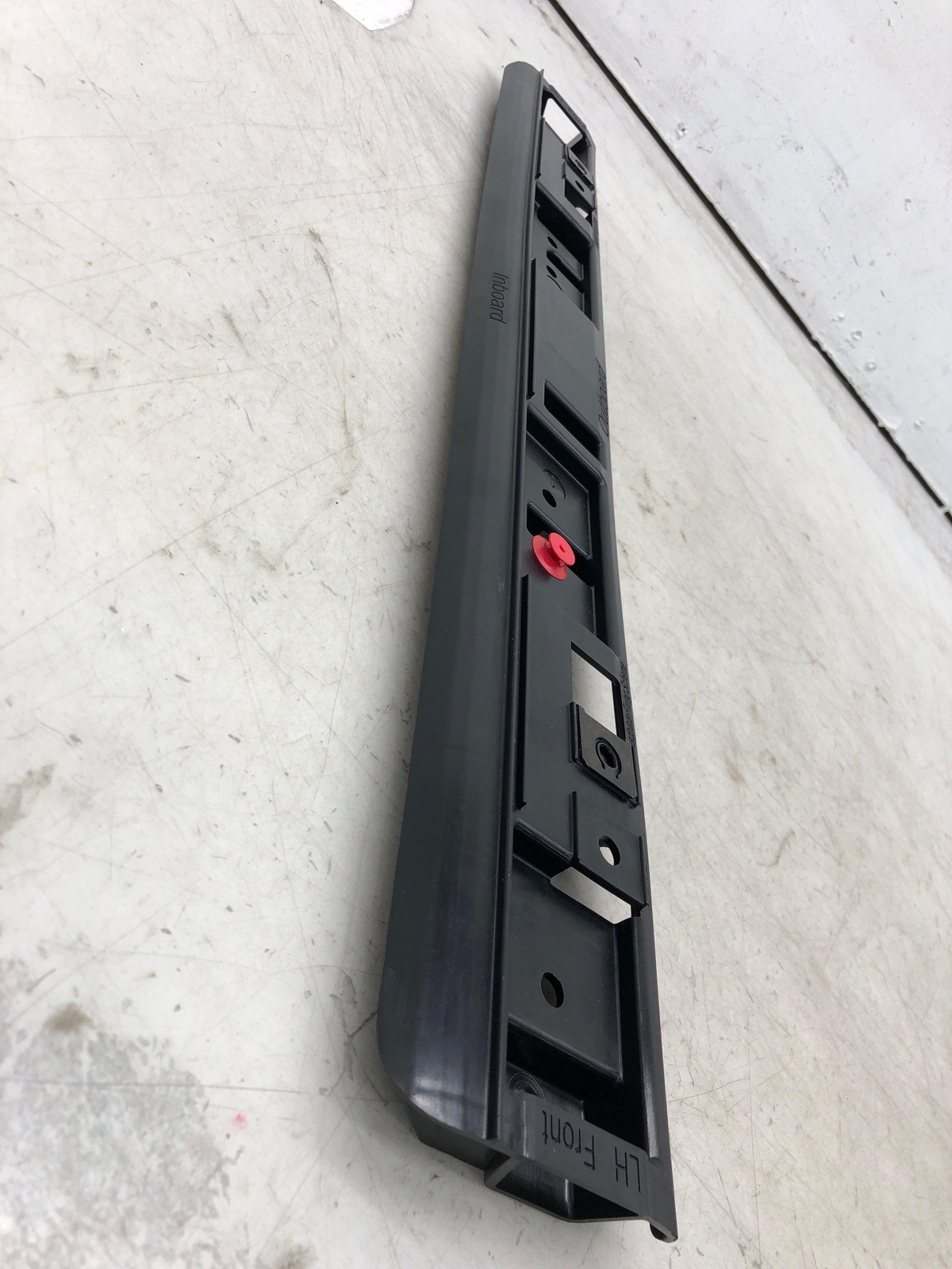 2019-2023 ASTON MARTIN VANTAGE DOOR ROCKER SILL PANEL INNER MOUNT KY63-130A44-B