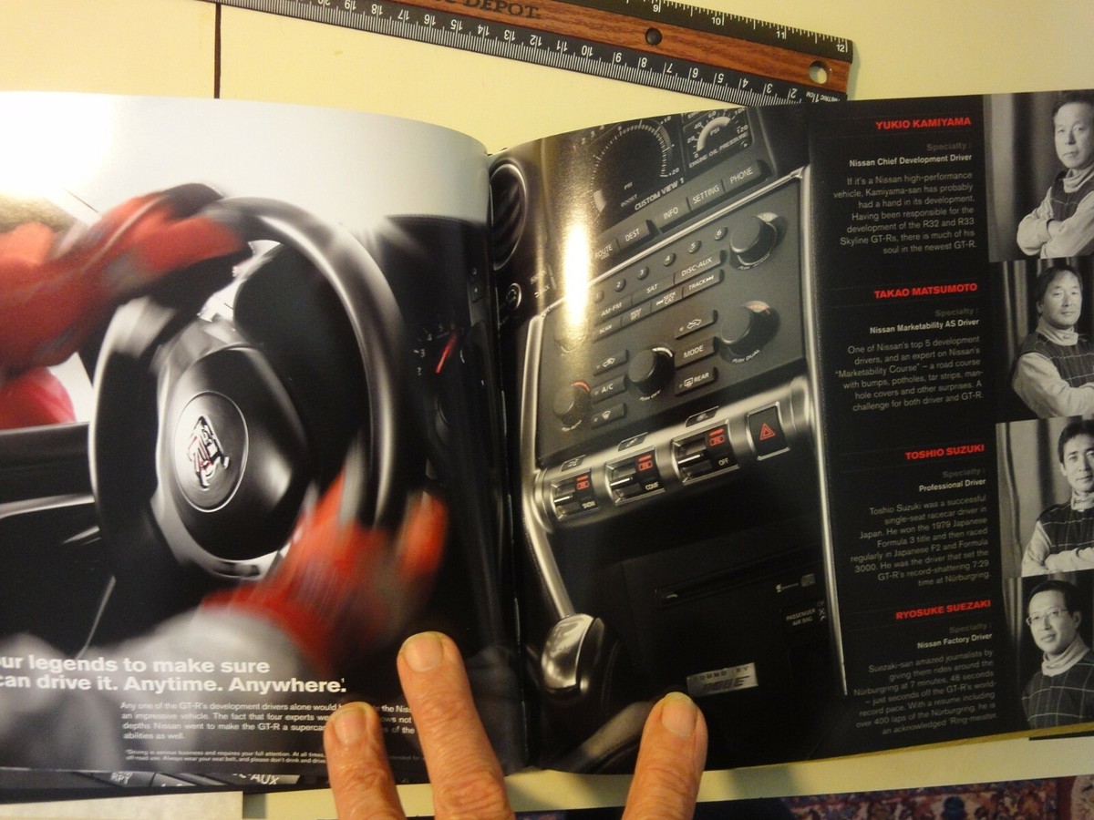 NEW RARE 2010 Nissan GT-R Collectors GIFT BOOK for OWNER's ONLY