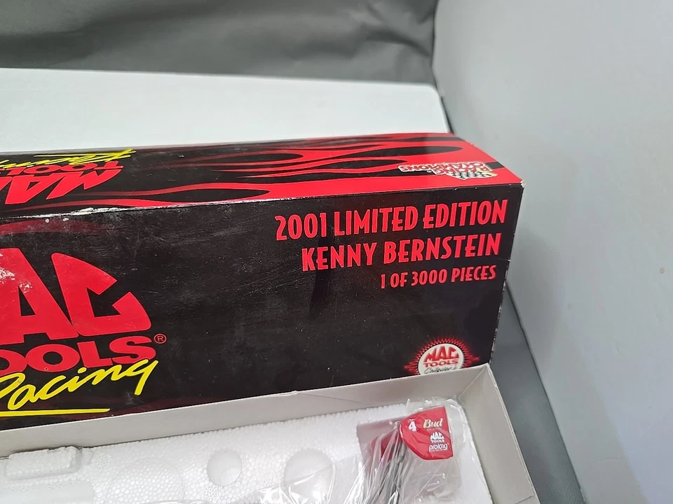 BUDWEISER  1/24  2001 Dragster Mac tools Kenny Bernstein 1 Of 3000 - Image 3 of 3