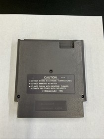 Super Mario Bros 3 Nintendo NES Damaged Box Complete Tested -- S2G --