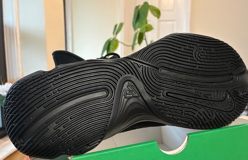 Herrengröße 12 – Nike Giannis Immortality 4 (FQ3680 003) dreifach schwarz „Karton ohne Deckel - Bild 5 von 7