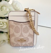 NWT Coach Zip Card Case In Signature Canvas Sand Chalk CW883