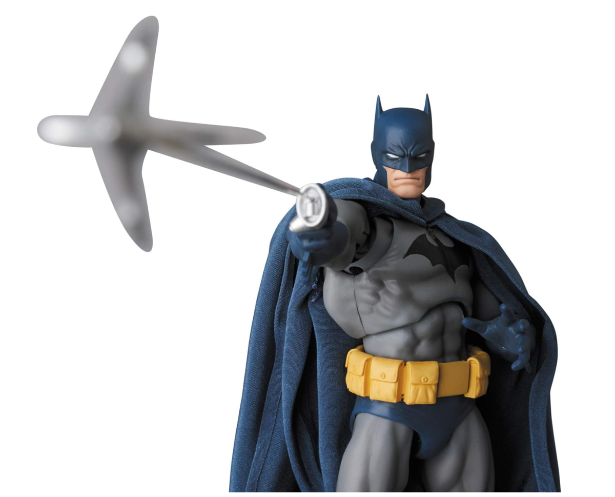【新品】MEDICOM TOY BATMAN HUSH No.105 Mafex No.105 BATMAN HUSH Figure Medicom Toy Japan | eBay