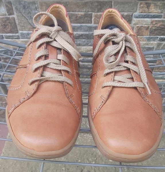 Men Clarks Boots Beige Leather 41