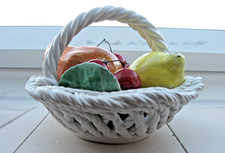 sehr h&uuml;bsches Obstk&ouml;rbchen Porzellan 20x20 cm