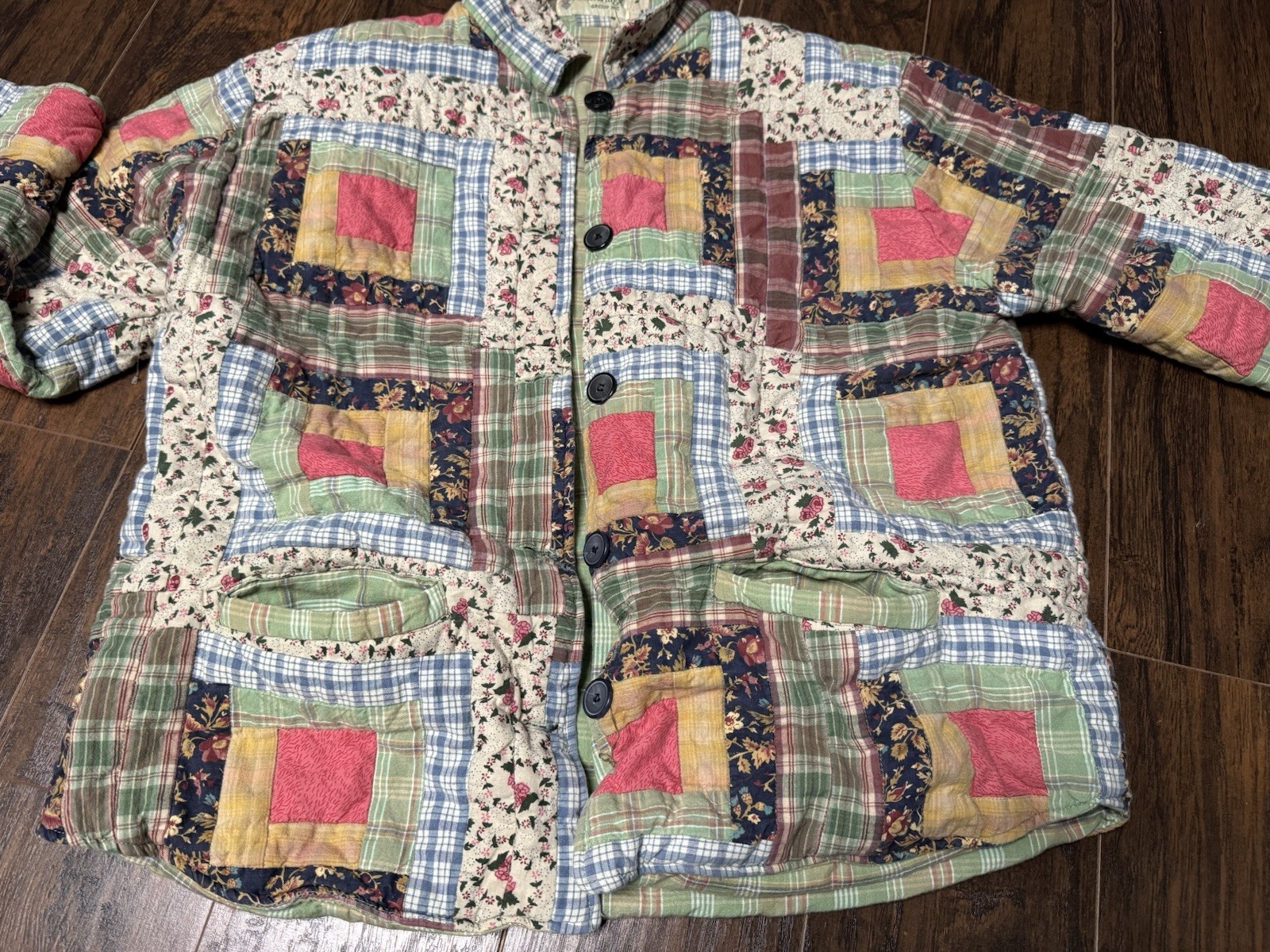 VintagePatch Magic quilted patchwork jacket.  Wom… - image 5