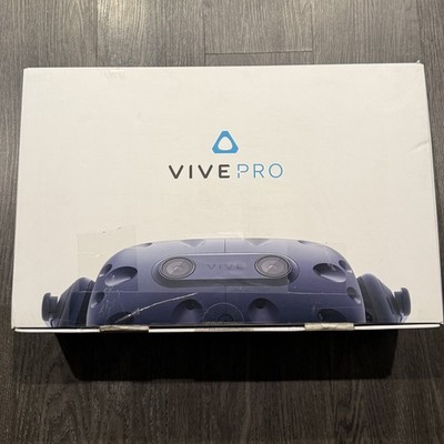 HTC  Vive Pro Virtual Reality Complete Set 