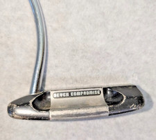Never Compromise Z|I Kappa 32" Blade Black Silver Putter RH