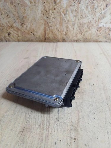 VW PASSAT B5 3B2 Motorsteuergerät ECU 0281001720 038906018P 28SA3664 34902439