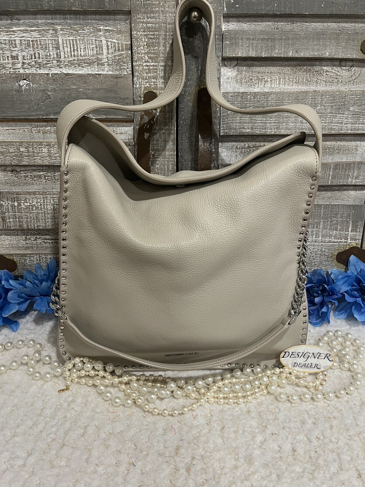 Authentic MICHAEL KORS Astor Messenger Shoulder B… - image 1