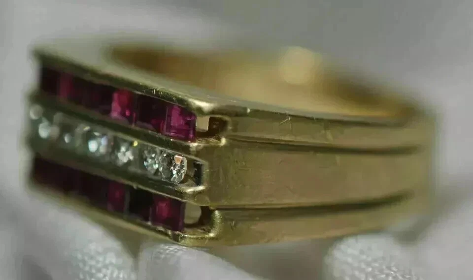 2.50 Ct Princess Cut Created Red Ruby Men's Wedding Ring 14K Yellow Gold Plated - Image 3 of 4