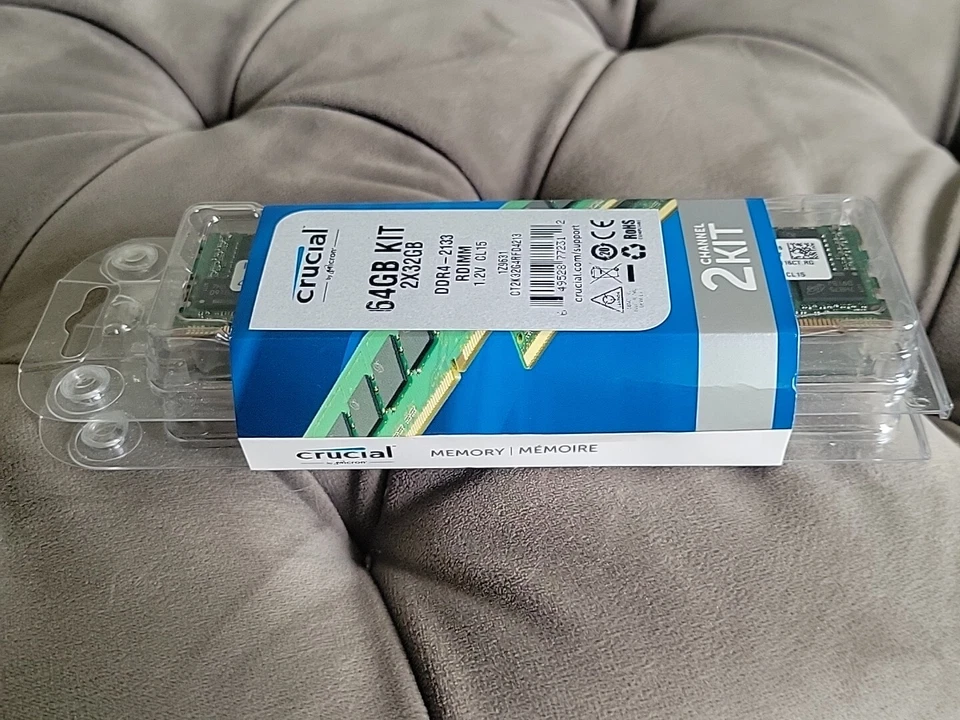 CRUCIAL 64GB (32GBx2) DDR4 2133 ECC REG PC4-17000 288-PIN SD RAM-CT2K32G4RFD4213 - Image 3 of 4