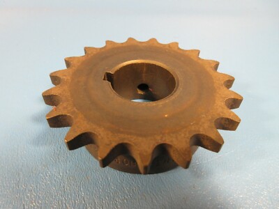 Martin Finished Bore Sprocket 40BS19HT 1 1/8'' Bore, 40 Chain, 19 T (Browning)