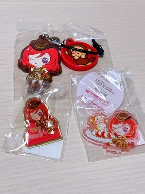 Love Live!! Maki Nishikino Sanrio Collaboration Set
