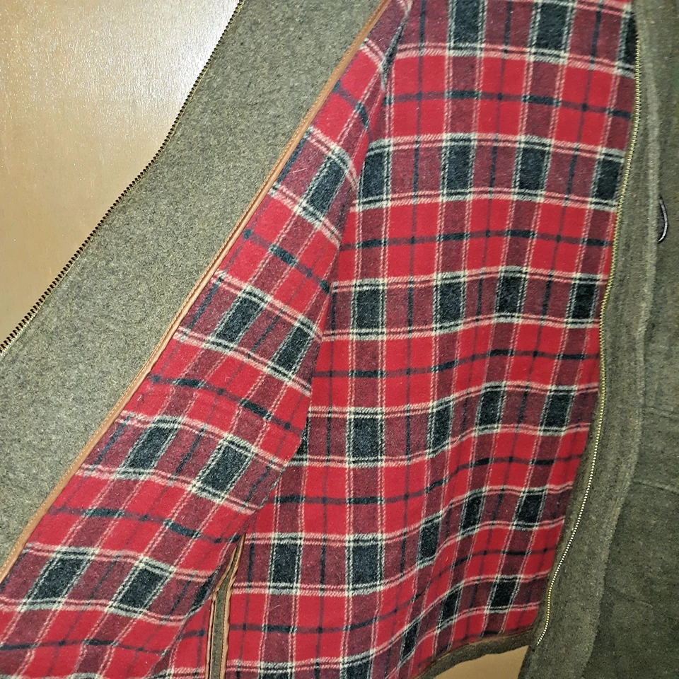 Lands End Mens Wool Hooded Duffle Coat Plaid Lined XL Green/Brown Toggle Zip - Image 2 of 4