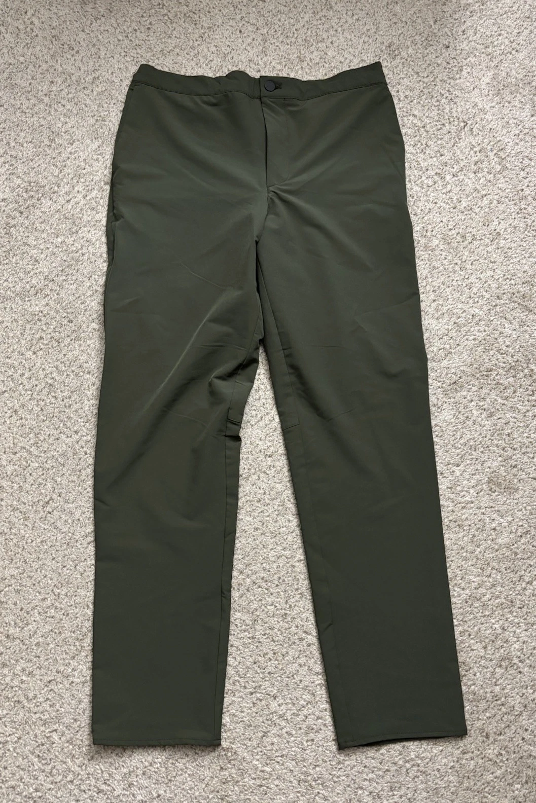 NEW Banana Republic Pants Mens Sz 34x31 Olive Green Slim Taper Fit Moisture Wick