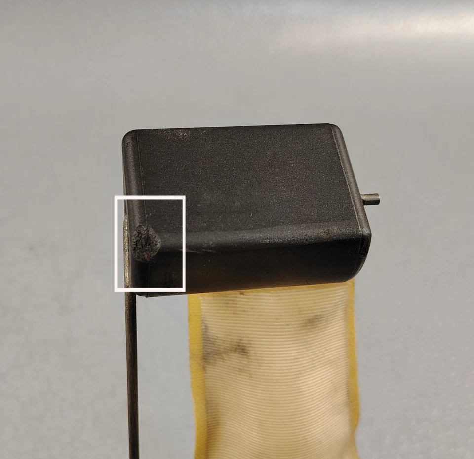 99 01 LEXUS GS300 JZS161 2JZGE / 1UZFE Fuel Pump ASSEMBLY 77024 30010 OEM JDM - Image 3 of 4