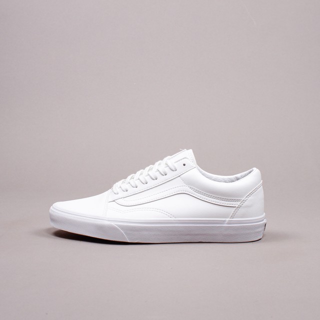 vans old skool cheddar & white skate shoes
