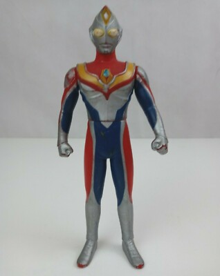 Bandai Ultraman Ultra Hero Series Ultraman Dyna Figure 6.5'' Vinyl Figure