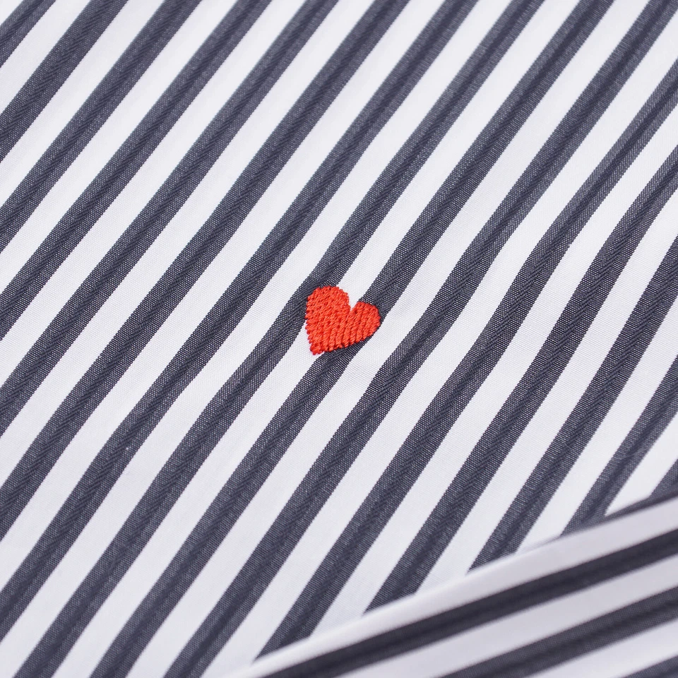 Camisa de Vestir Moschino Blanco Carbón Bengala Rayas con Bordado Corazón 15.75 Foto 2 de 4