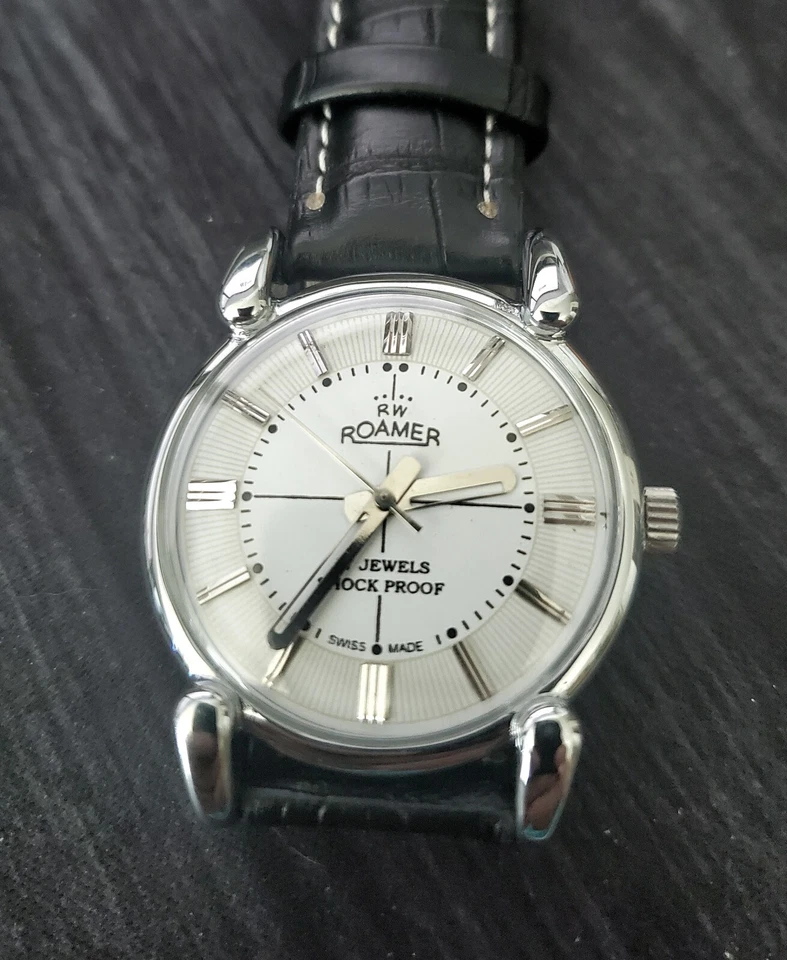 Rare Roamer Brevete Swiss Mens Manual Watch Slv Wht Blk ✨ - Image 3 of 4
