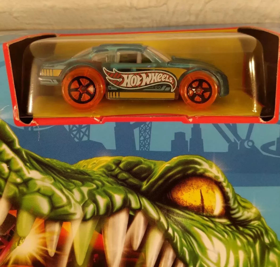 NEW Hot Wheels Crocodile Crunch Car and Track Play Set City 3 8 eBay