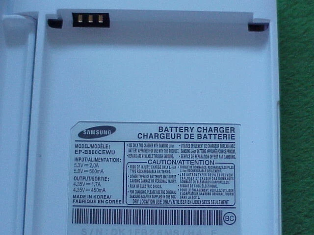 OEM Samsung External Battery Dock Charger EP-B800CEWU White W/Battery & Cable - Image 3 of 3