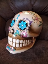 XL Day Of The Dead Skull Dia De Las Muertes Ceramic Sugar Skull BNWOT...