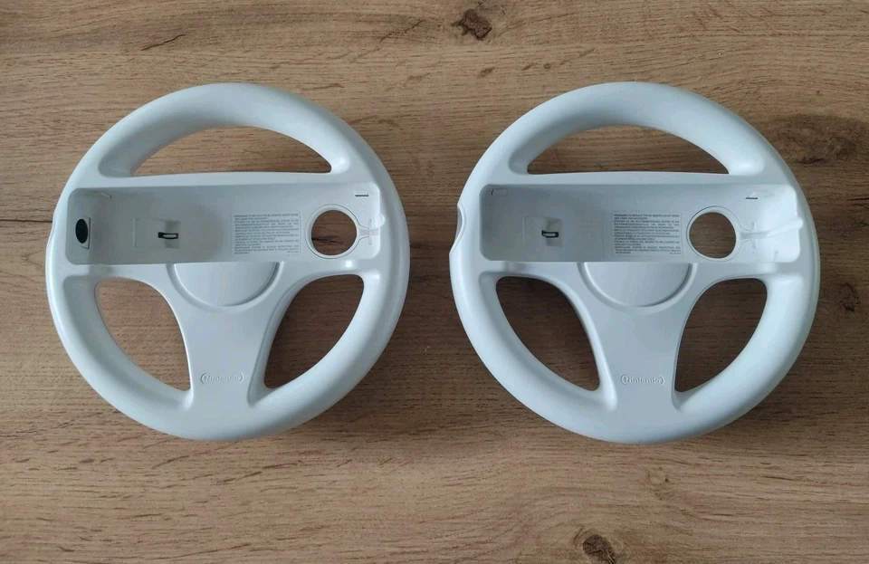 Lot 2 Volants / Nintendo Wii / Officiels Nintendo - Photo 2/2