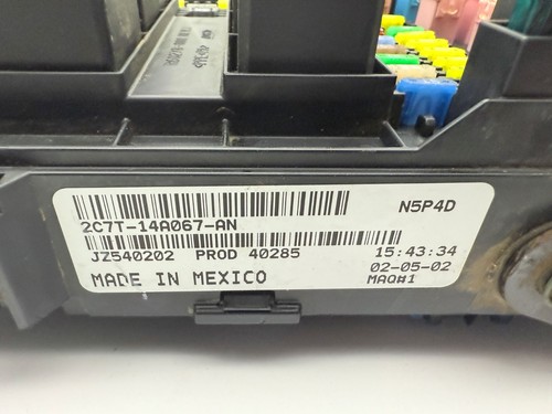 OEM 02-07 Ford F-250 F-350 Excursion Cabin Interior Relay Junction Fuse Box - Picture 11 of 22