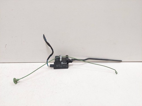 BMW 3 E90 E91 2006 Diesel Stellmotor Tankdeckel Tankklappe 67116930764 VLU20735