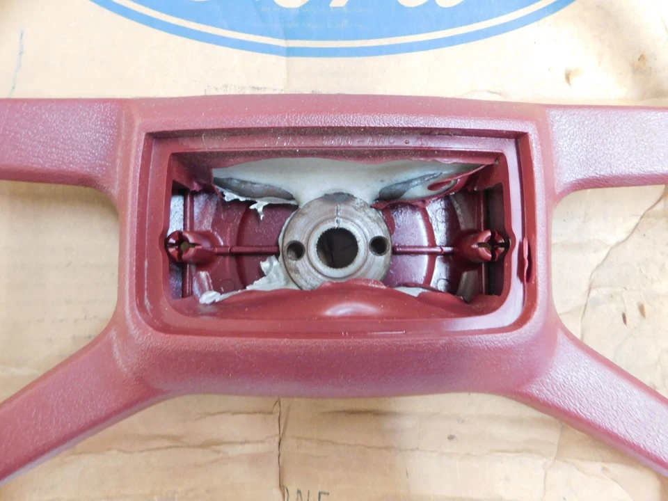 Volante LTD Mercury Mustang Fairmont 1980 1981 fabricante de equipamento original Ford 1979 1982 LTD - Imagem 2 de 4