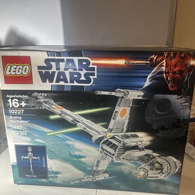 LEGO Star Wars: B-wing Starfighter (10227)