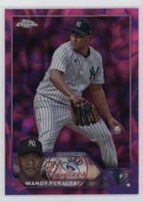 2023 Chrome Update Magenta & Purple Lava Lamp Refractor 37/299 Wandy Peralta y0i