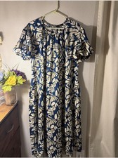 Blue White Floral A-Line Flutter Sleeve Midi Dress Crew Neck Button Casual