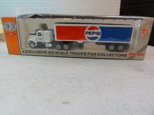 HO CON-COR PEPSI COLA TRACTOR TRAILER SEMI MNIB