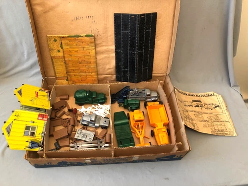 MARX 1950'S CONSTRUCTION CAMP PLAYSET # 4440