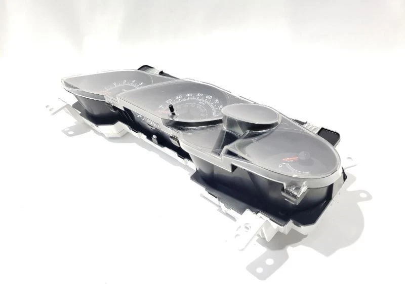 Toyota Tundra SR5 2010 OEM velocímetro 5,7 L tracción trasera 769166-280A 8 cilindros  Foto 3 de 4