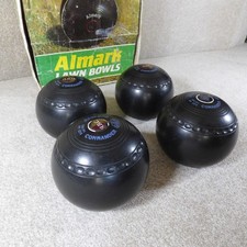 Almark Commander Lawn Bowls Set of 4 Size 6M