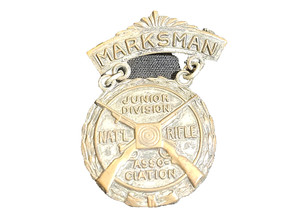 VINTAGE ORIGINAL 1950's National Rifle Assoc Jr Division Marksman Pin / Medal