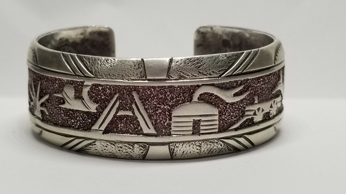 Florence Tahe Navajo Storyteller 22mm Size 6.4